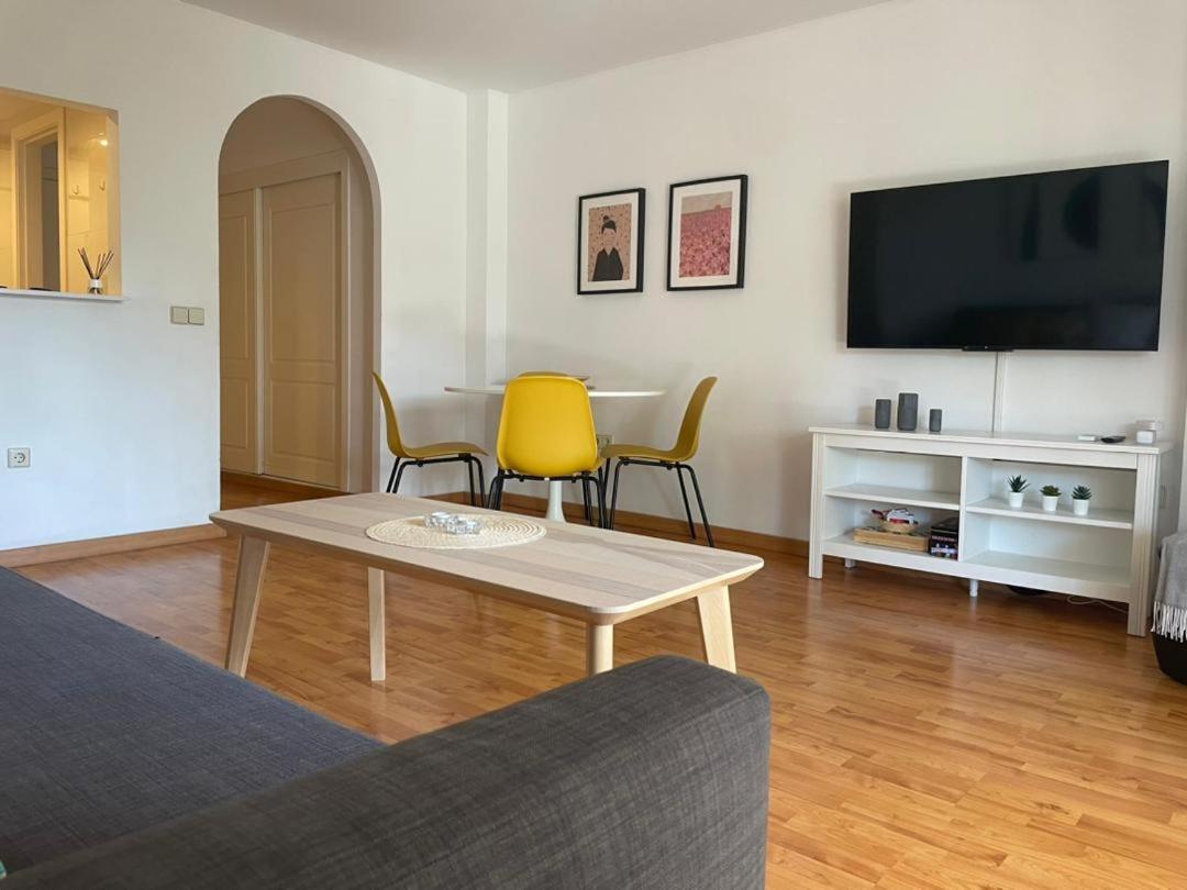 Calido Apartamento Con Gran Terraza Y Vistas A 600 Metros Del Mar Бенальмадена Экстерьер фото