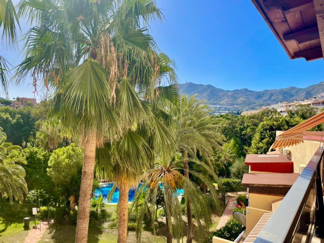 Calido Apartamento Con Gran Terraza Y Vistas A 600 Metros Del Mar Бенальмадена Экстерьер фото